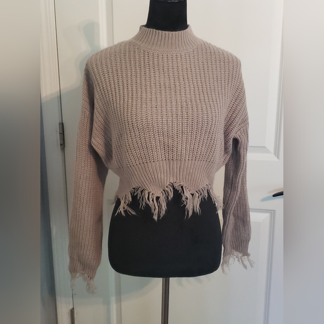 Rue21 Cropped Sweater